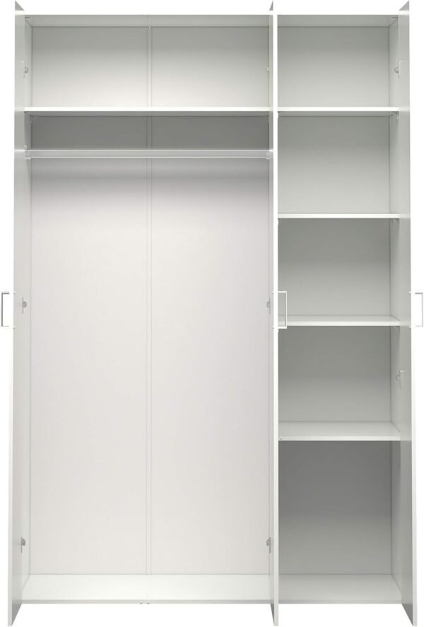 Stylish 3 Door Wardrobe in Bloemfontein